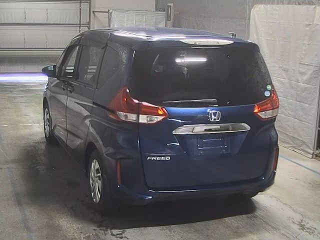 Honda FREED 2017 8153296-8