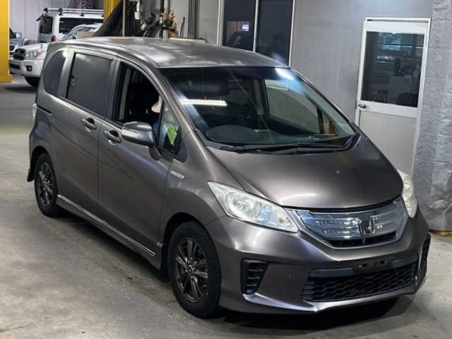 Honda FREED 2013 8153317-4