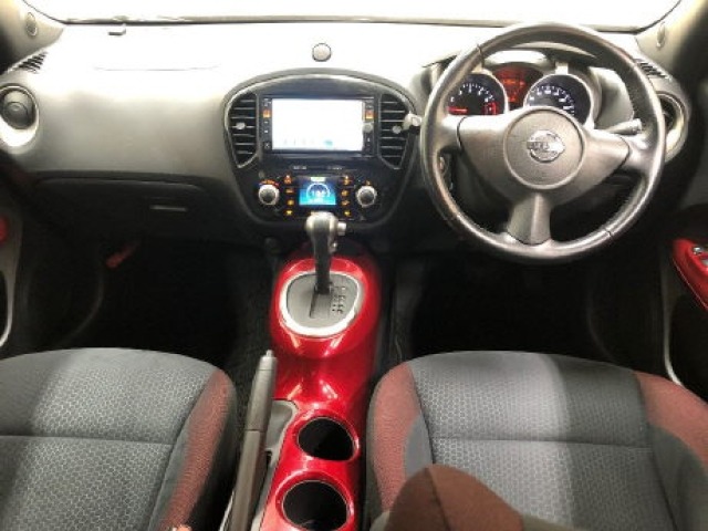 Nissan JUKE 2011 8157070-4