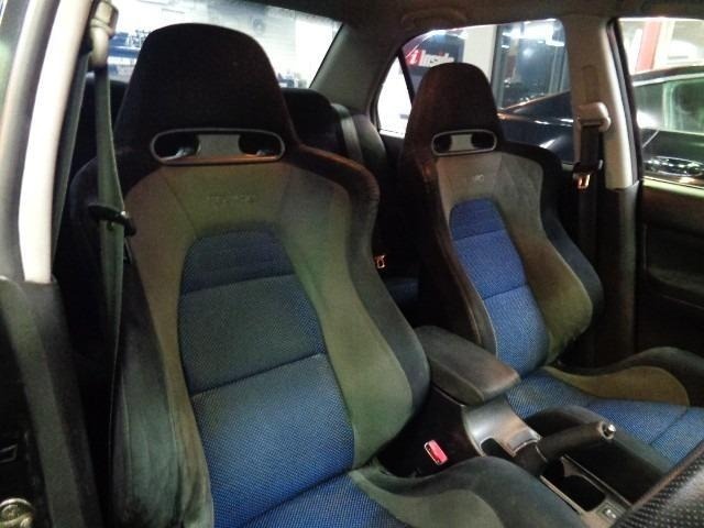 Mitsubishi LANCER 2001 8156718-28