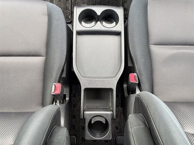 Mazda MPV 2008 8158426-9