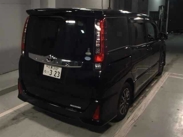 Toyota NOAH 2015 8152141-5