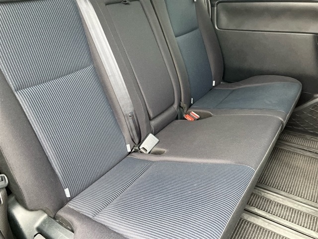 Toyota NOAH 2021 8152388-6