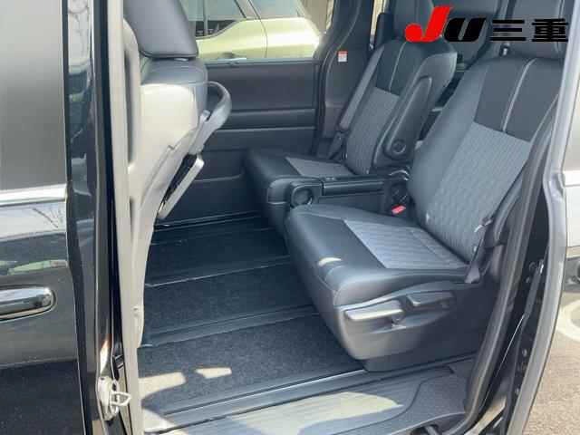Toyota NOAH 2025 8152560-10