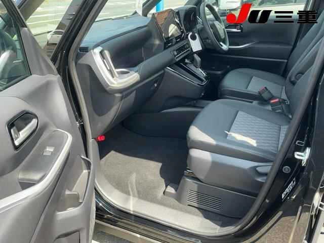 Toyota NOAH 2025 8152560-3