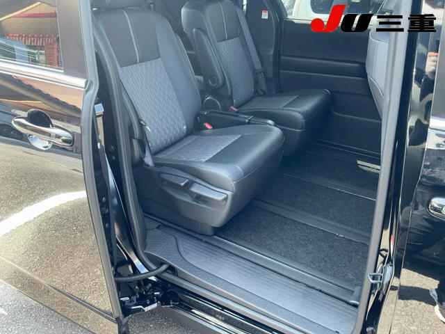 Toyota NOAH 2025 8152560-5