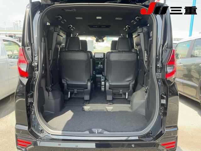 Toyota NOAH 2025 8152560-7