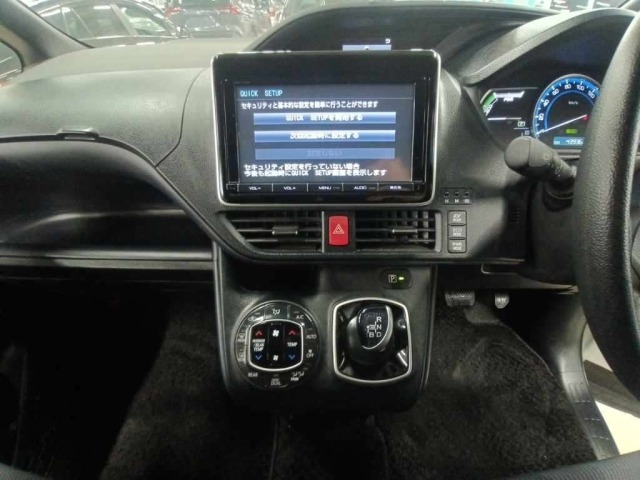 Toyota NOAH 2015 8152588-11