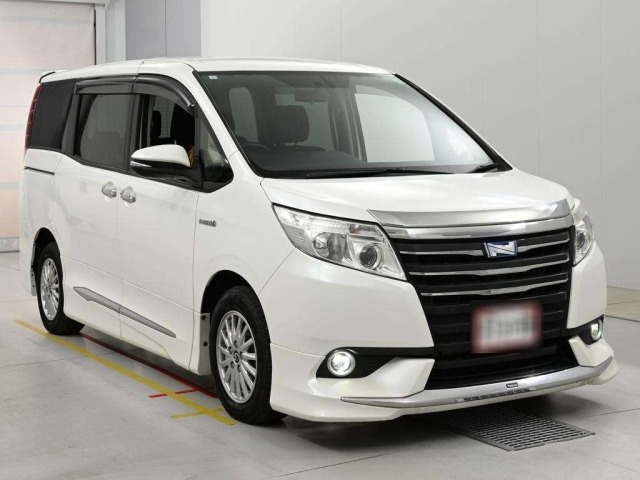 Toyota NOAH 2015 8152588-5