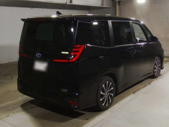 Toyota NOAH 2025 8152666-1