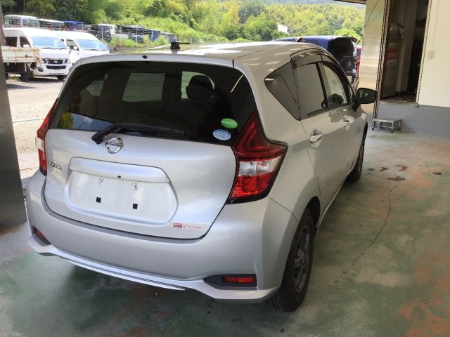 Nissan NOTE 2017 8162404-4