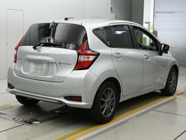 Nissan NOTE 2017 8162408-1