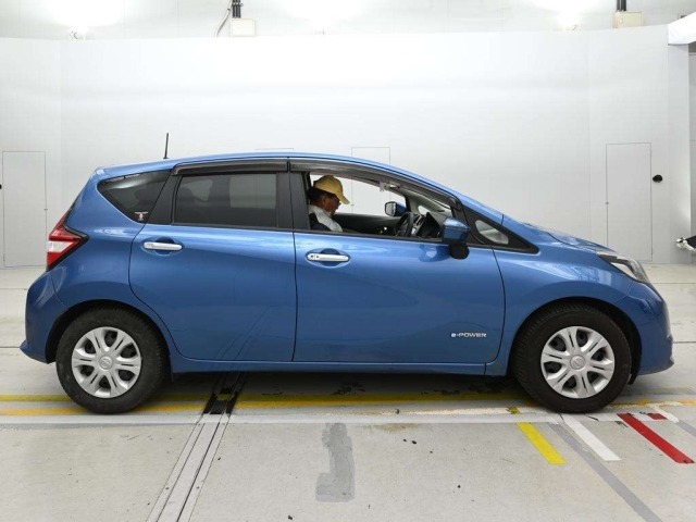 Nissan NOTE 2017 8162409-3