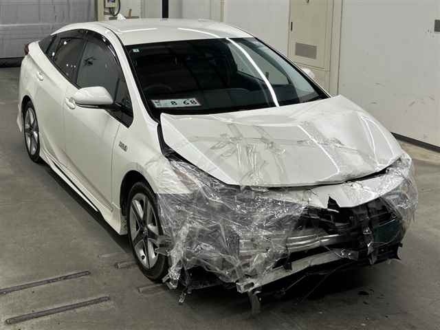 Toyota PRIUS PHV 2017 8151296-0