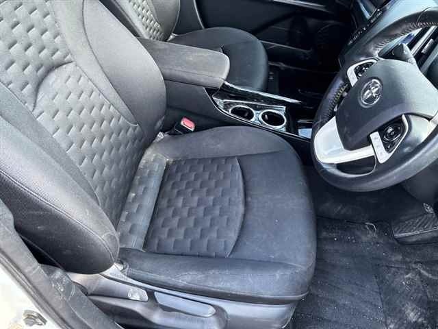 Toyota PRIUS PHV 2017 8151296-7