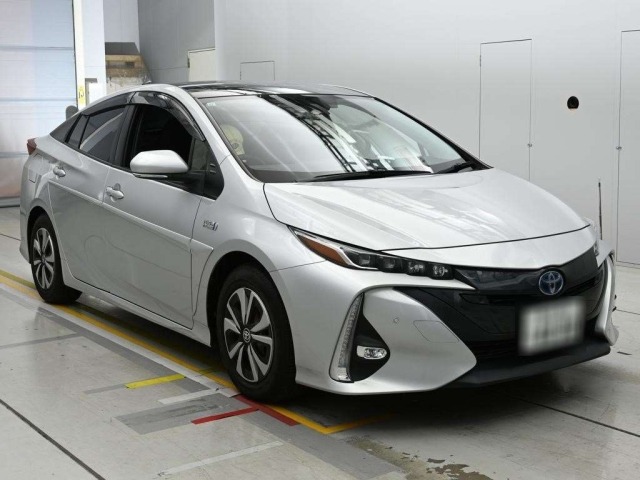 Toyota PRIUS PHV 2021 8151313-5