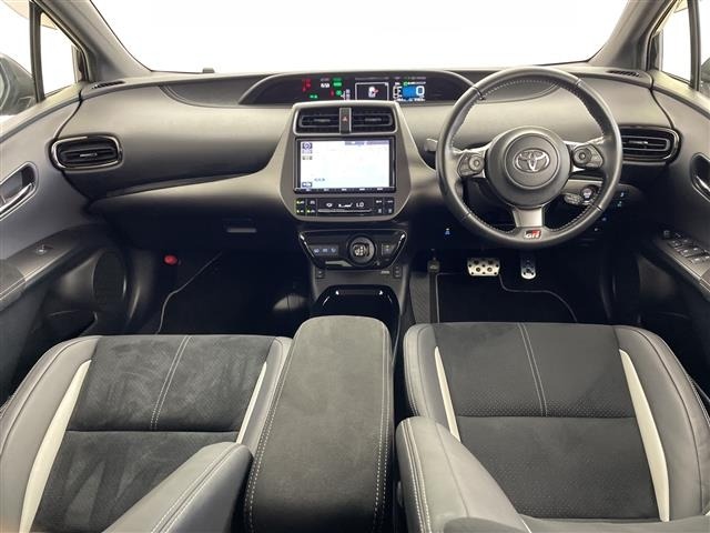 Toyota PRIUS PHV 2018 8151381-14