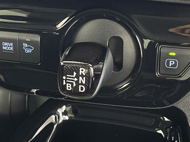 Toyota PRIUS PHV 2018 8151381-20