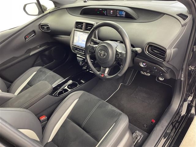 Toyota PRIUS PHV 2018 8151381-6