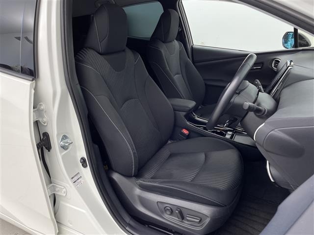 Toyota PRIUS PHV 2019 8151451-9
