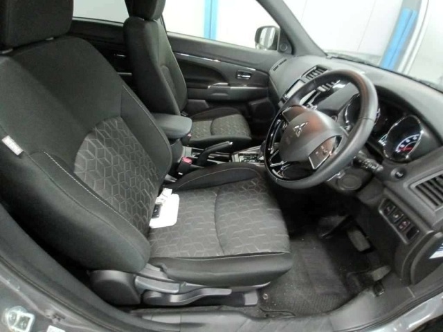 Mitsubishi RVR 2024 8157674-10