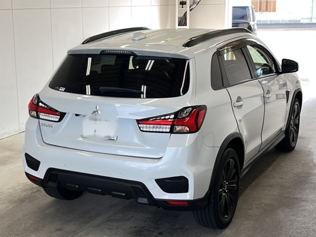Mitsubishi RVR 2022 8157682-1