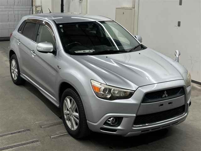 Mitsubishi RVR 2010 8157683-0