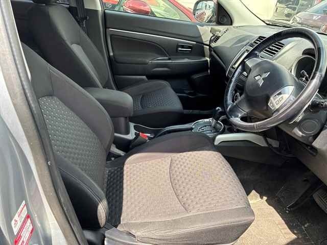 Mitsubishi RVR 2010 8157683-7