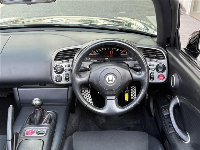Honda S2000 2003 8156981-11