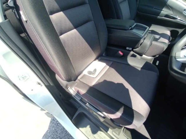 Nissan SERENA 2017 8153180-10