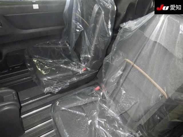 Nissan SERENA 2026 8153212-4
