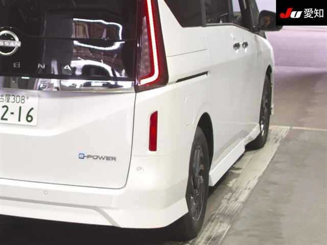 Nissan SERENA 2026 8153212-8