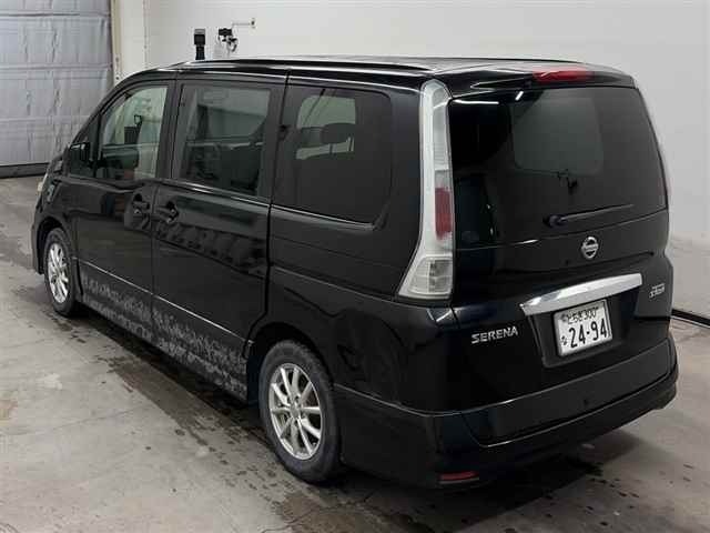 Nissan SERENA 2007 8153290-1