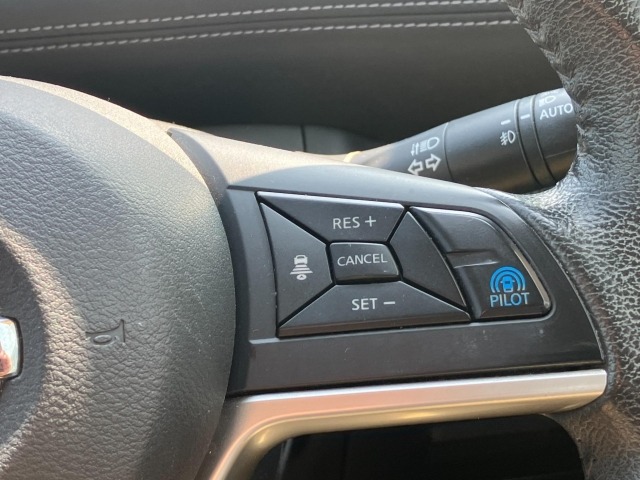 Nissan SERENA 2018 8153332-4