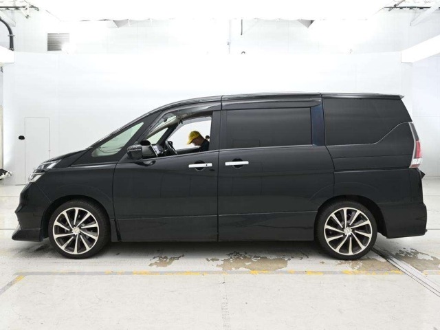 Nissan SERENA 2018 8153348-4