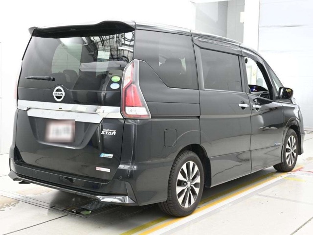 Nissan SERENA 2018 8153351-1