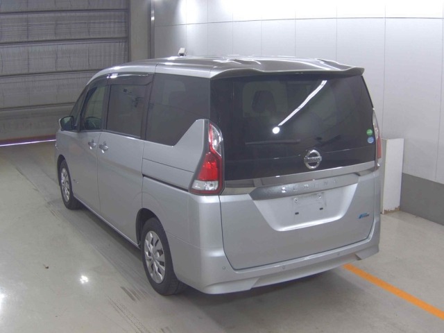 Nissan SERENA 2017 8153437-1