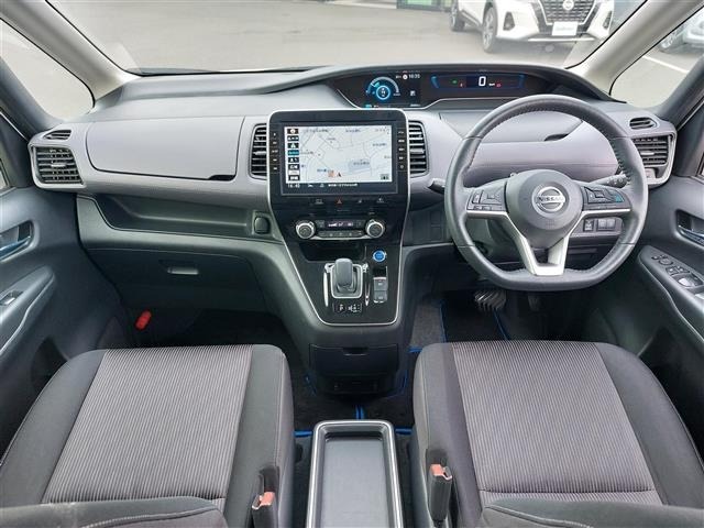 Nissan SERENA 2022 8154882-25