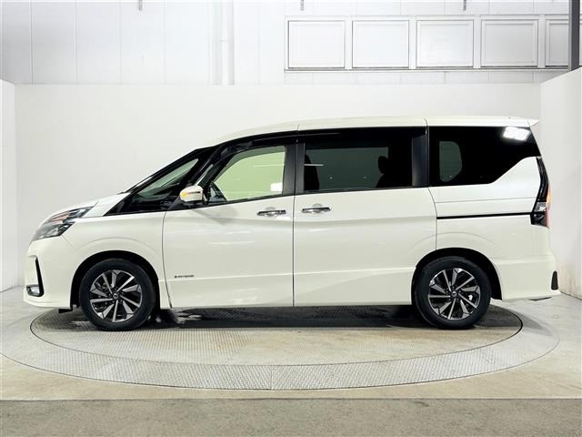 Nissan SERENA 2021 8154892-4