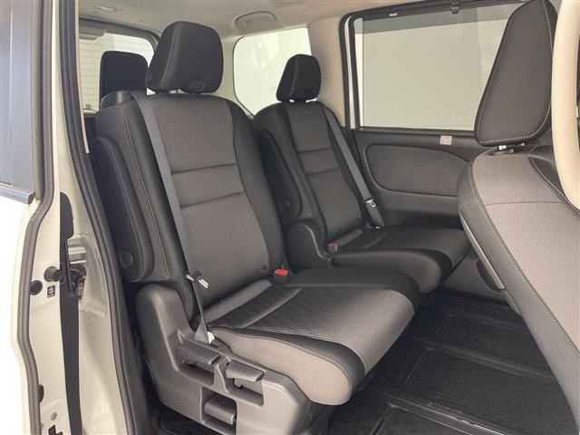 Nissan SERENA 2021 8154904-10