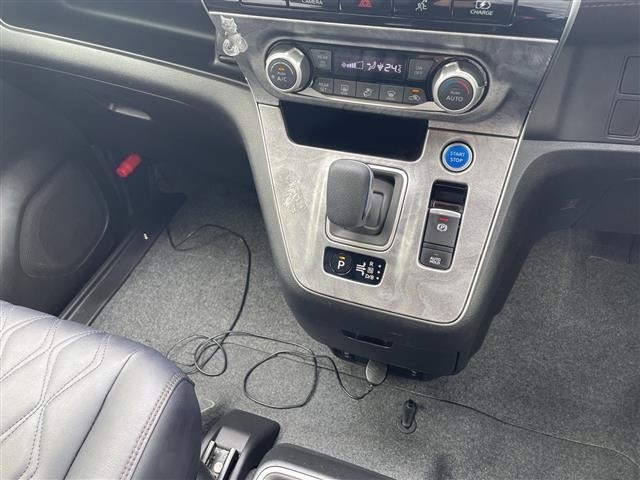 Nissan SERENA 2019 8154985-3