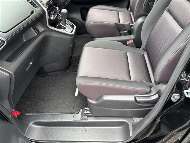 Nissan SERENA 2016 8155007-22