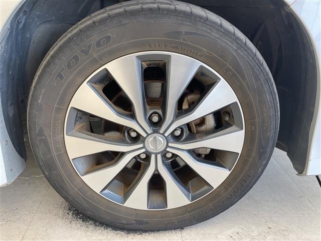 Nissan SERENA 2017 8155008-11