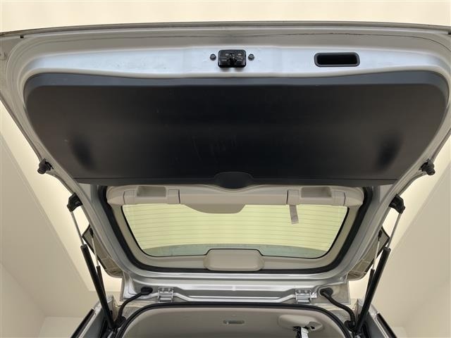 Nissan SERENA 2017 8155008-13