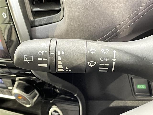 Nissan SERENA 2021 8155037-6