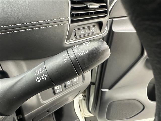 Nissan SERENA 2018 8155056-6