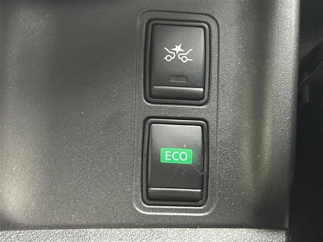 Nissan SERENA 2018 8155056-9