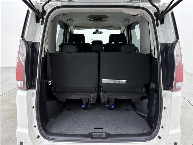 Nissan SERENA 2017 8155057-12
