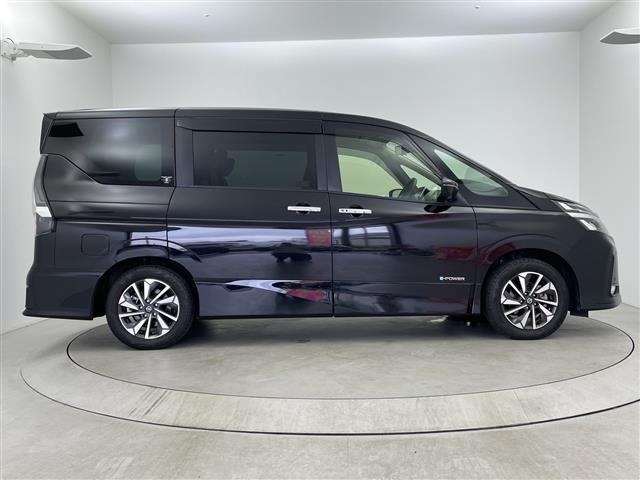 Nissan SERENA 2022 8155086-22