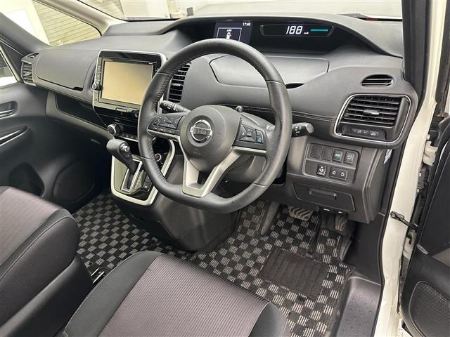 Nissan SERENA 2016 8155101-2
